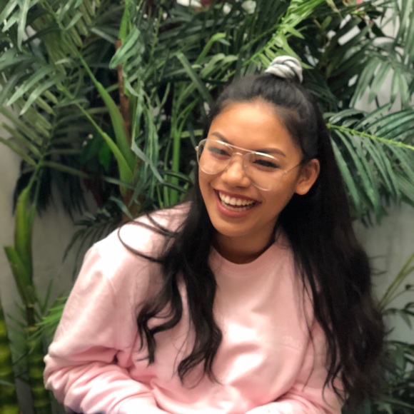 Meet your Posher, Janea Ana! - Picture 2 of 3